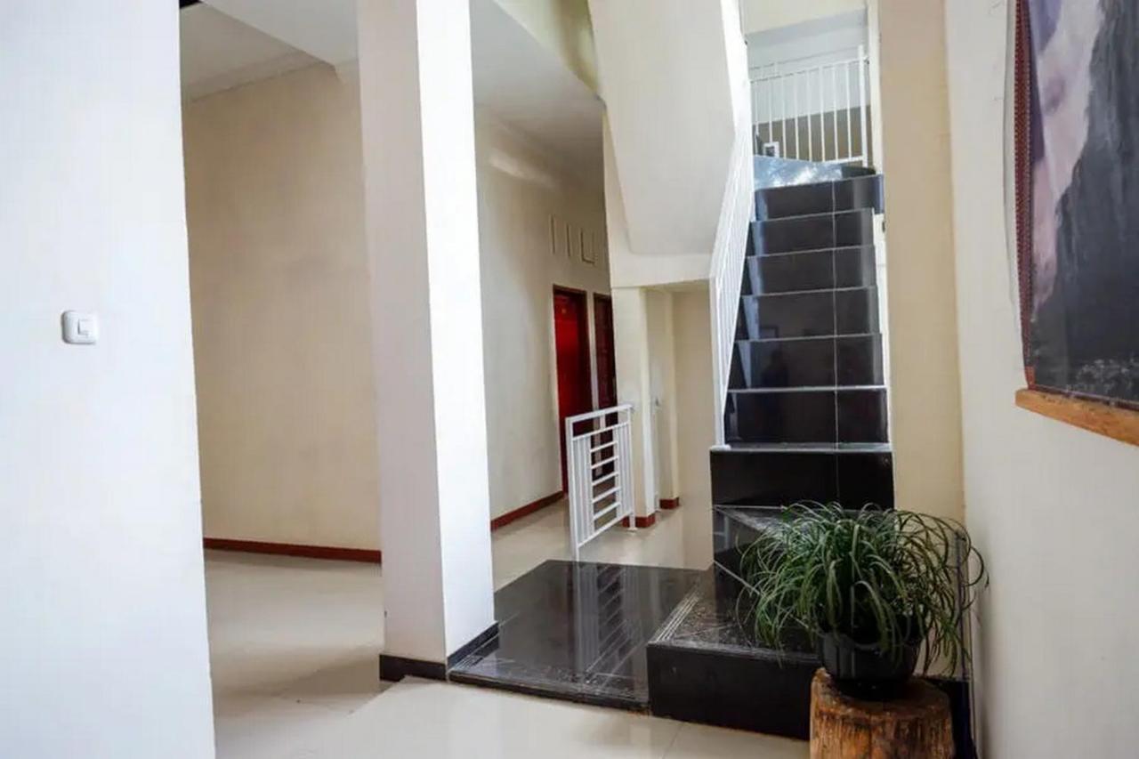 Hotel Reddoorz At Makale Tana Toraja Zewnętrze zdjęcie