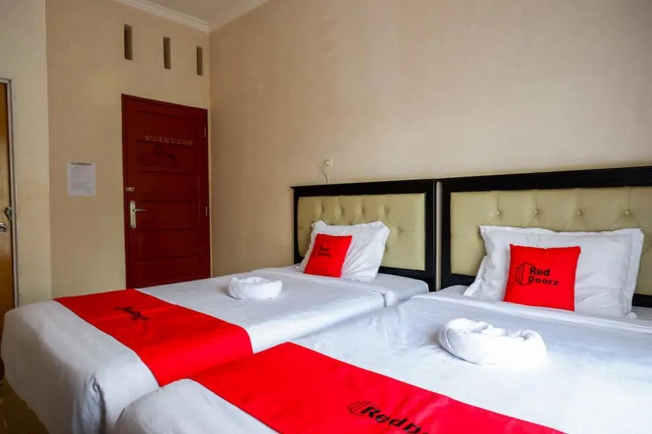 Hotel Reddoorz At Makale Tana Toraja Zewnętrze zdjęcie